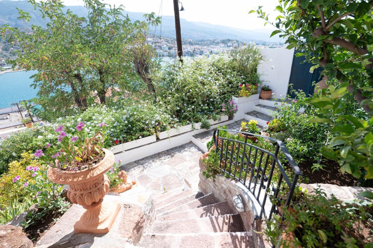 Traditional House Under The Clock Tower With Sweet View Poros Town Екстер'єр фото